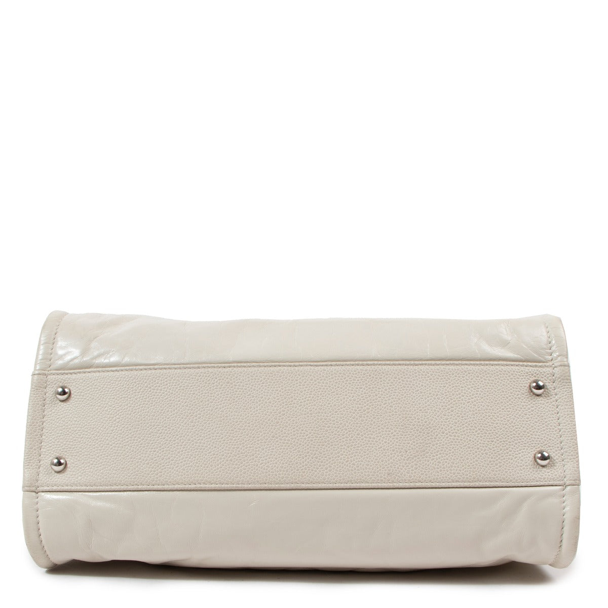 Sac fourre-tout petit modèle Deauville en cuir glacé blanc Chanel