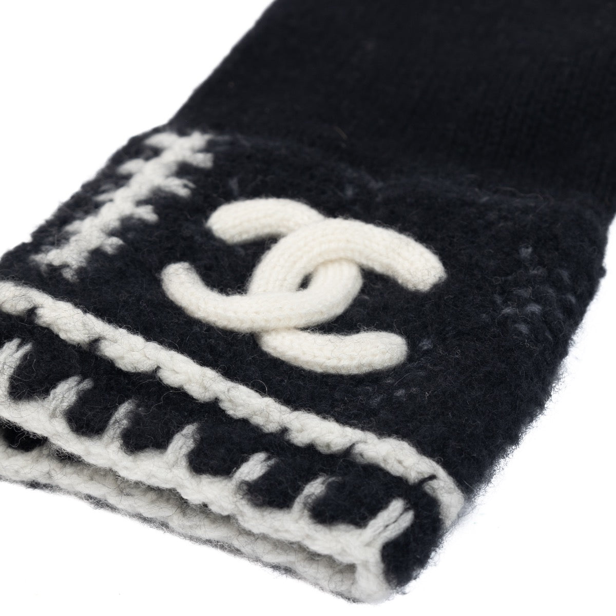 Shop 100% authentic second-hand Chanel Black Gloves on Labellov.com