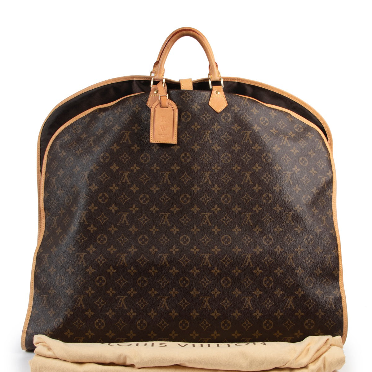 Shop safe online at Labellov in Antwerp this 100% authentic second hand Louis Vuitton Monogram Garment Bag