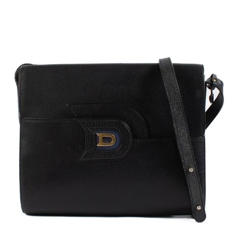 Shop safe online at Labellov in Antwerp, Brussels and Knokke this 100% authentic second hand Delvaux Blue Vintage Crossbody