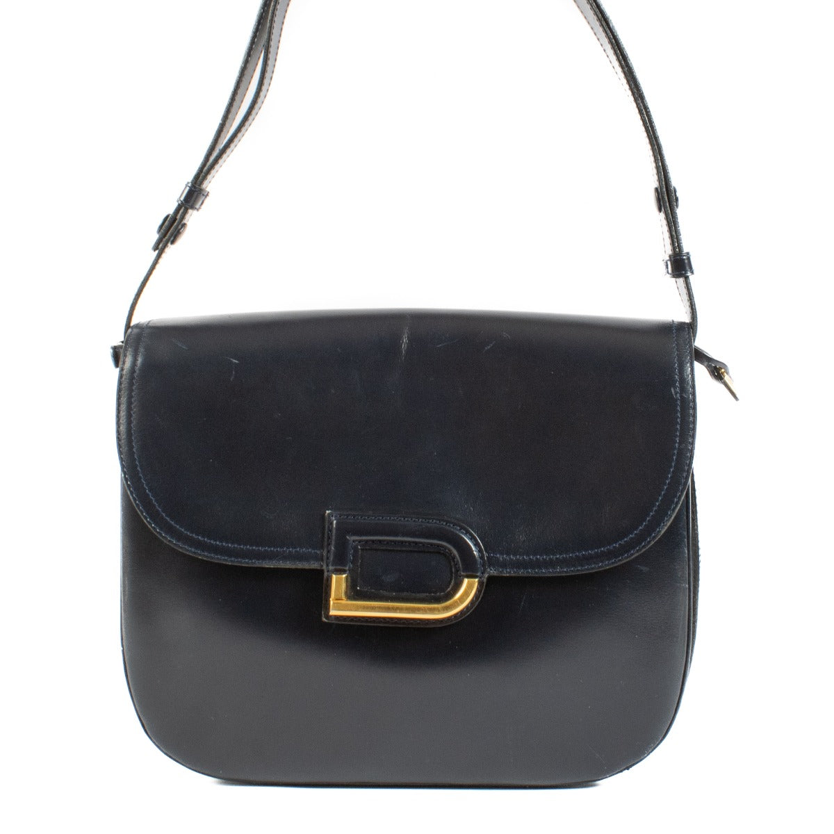 Shop safe online at Labellov in Antwerp, Brussels and Knokke this 100% authentic second hand Delvaux Marine Box Calf Diligent Shoulder Bag