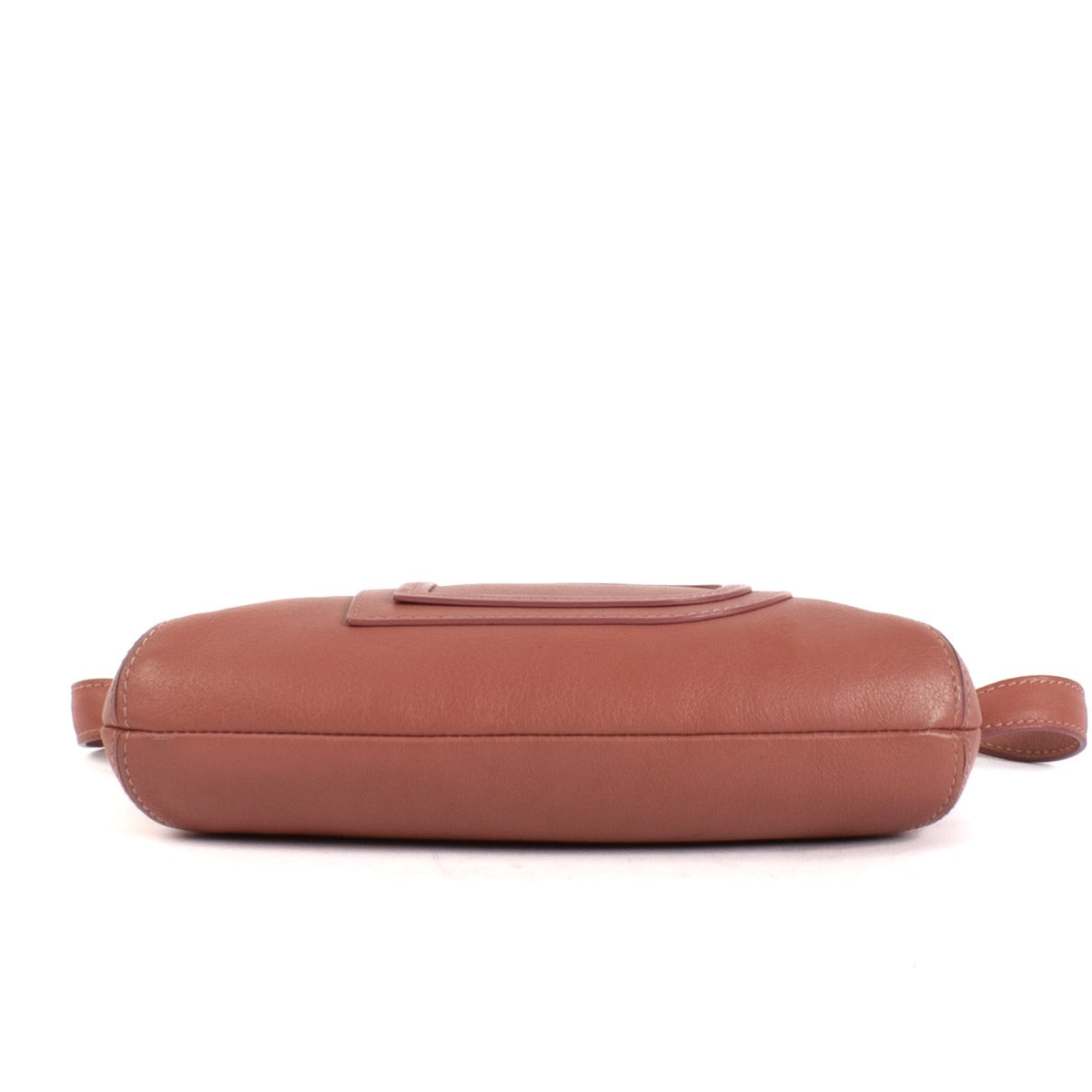 Shop safe online at Labellov in Antwerp and Knokke this 100% authentic second hand Delvaux Pink Louise Belt Bag