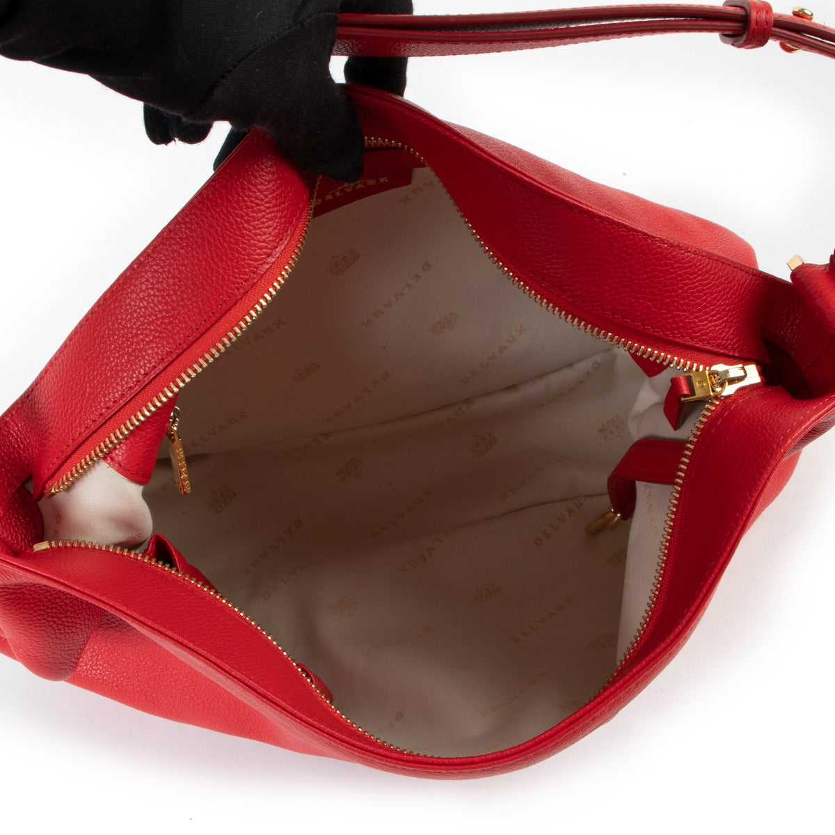 shop online second hand Delvaux Red Tote Shoulder bag at Labellov for the best price