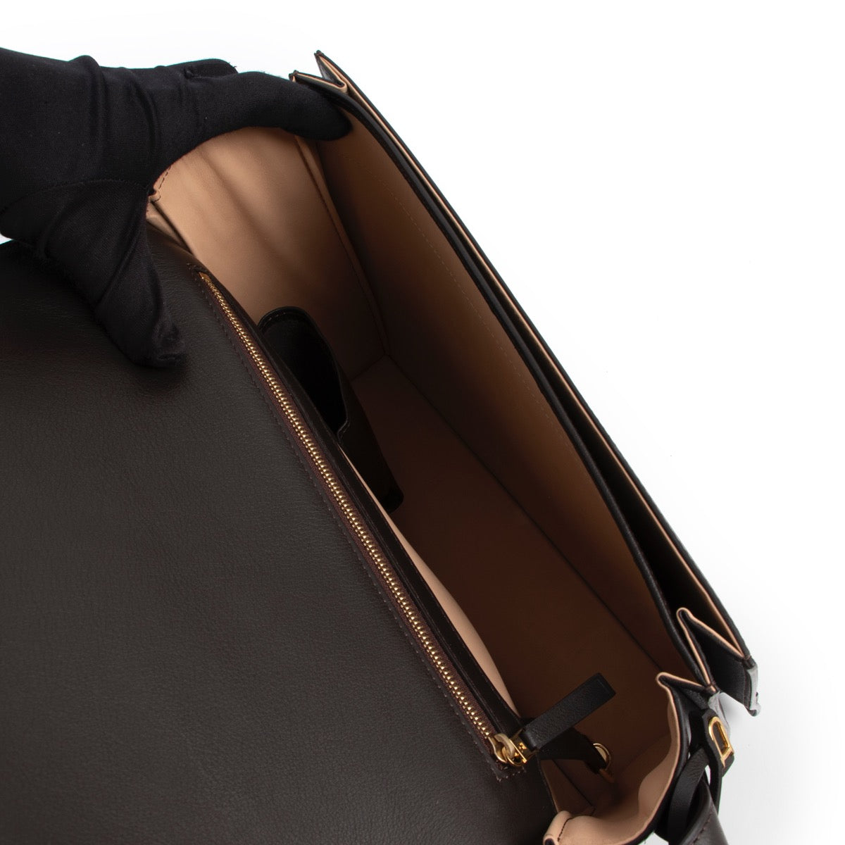Shop safe online at Labellov in Antwerp this 100% authentic second hand Delvaux Brown Le Madame XL Shoulder Bag