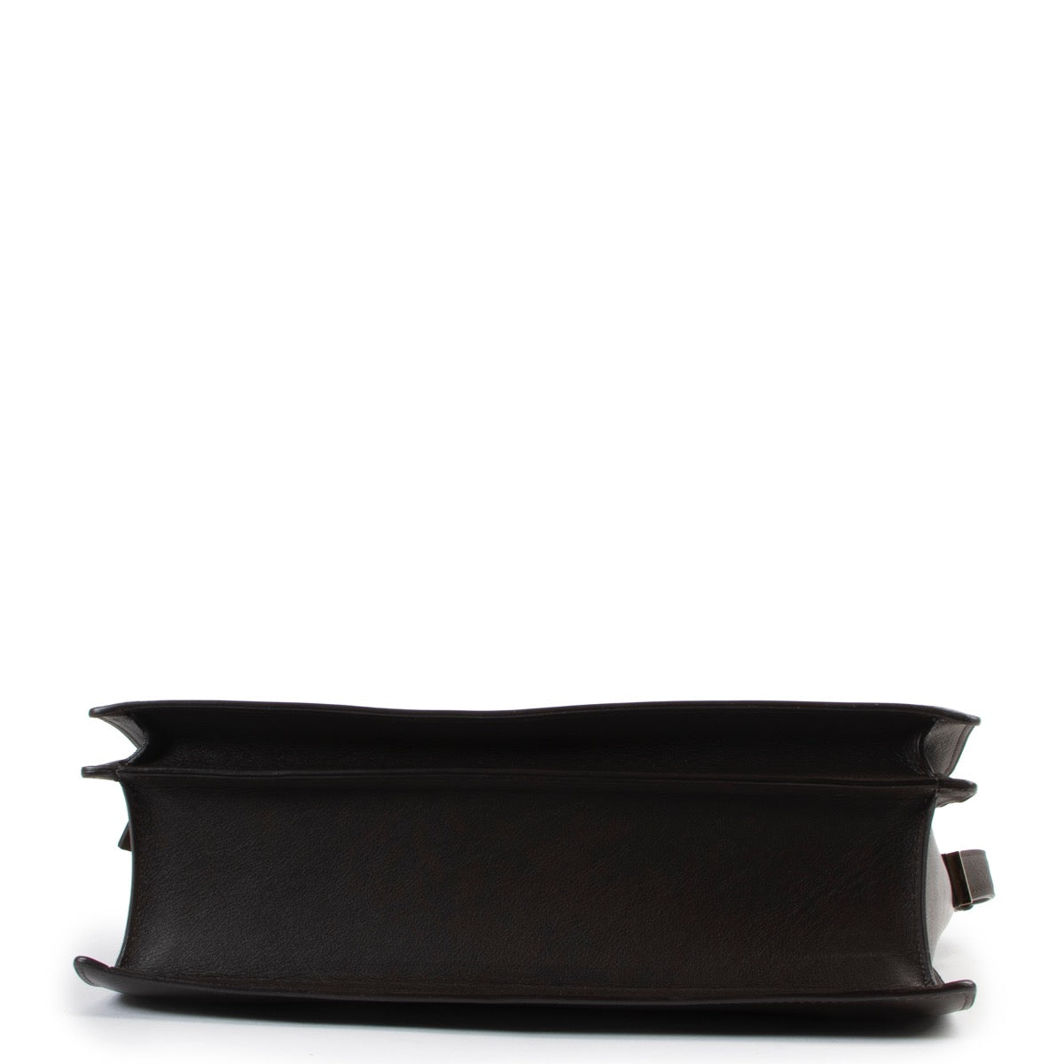 Shop safe online at Labellov in Antwerp this 100% authentic second hand Delvaux Brown Le Madame XL Shoulder Bag