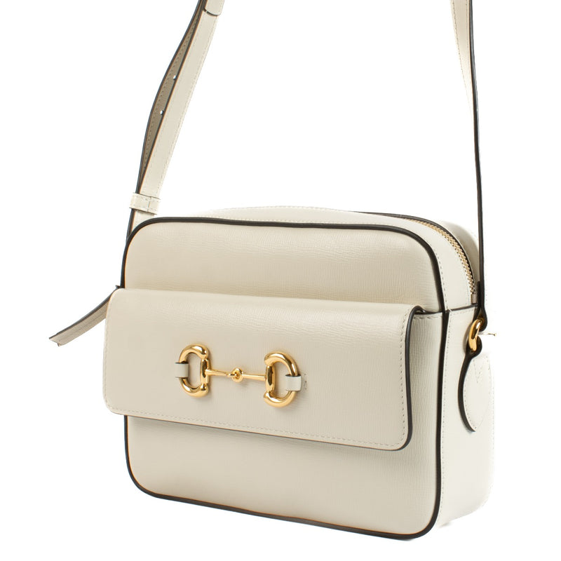 Shop safe online at Labellov in Antwerp, Brussels and Knokke this 100% authentic second hand Gucci White Horsebit 1955 Crossbody