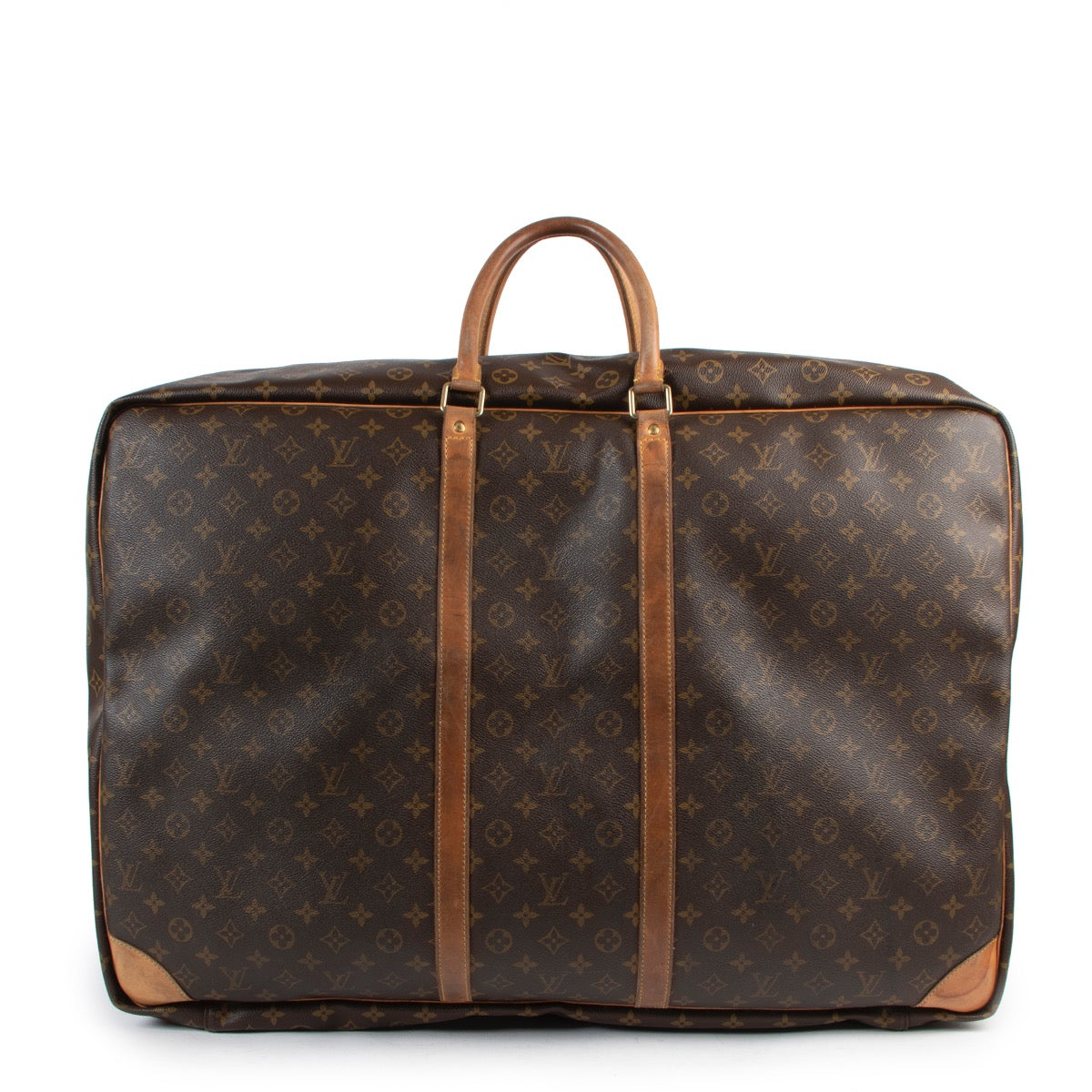 Shop safe online at Labellov in Antwerp this 100% authentic second hand Louis Vuitton Monogram Canvas Travel Bag