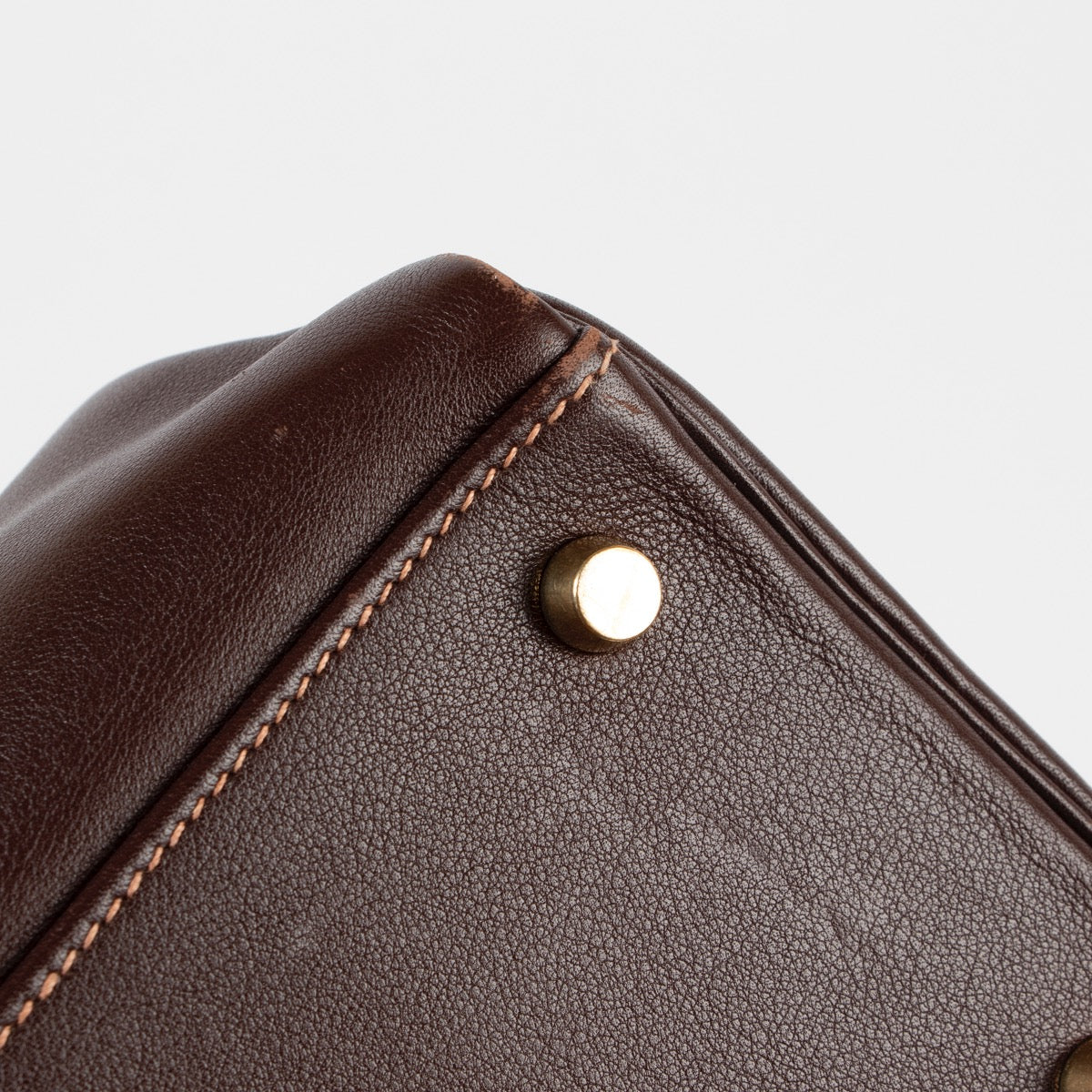Buy an authentic second hand Hermès Kelly 35 Gulliver Leather Havane GHW at Labellov