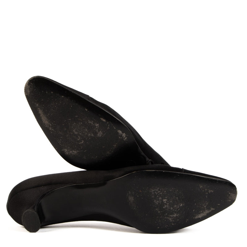 shop 100% authentic second hand Chanel Black Satin CC Pumps - Size 39 1/2 on Labellov.com