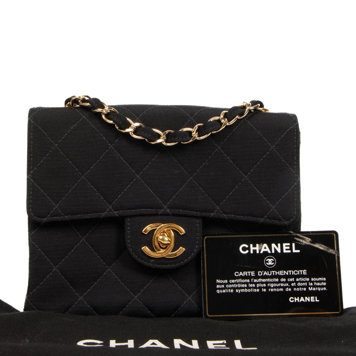Buy real vintage Chanel black classic flap bag online at Labellov.com or in Antwerp, Knokke or Brussels