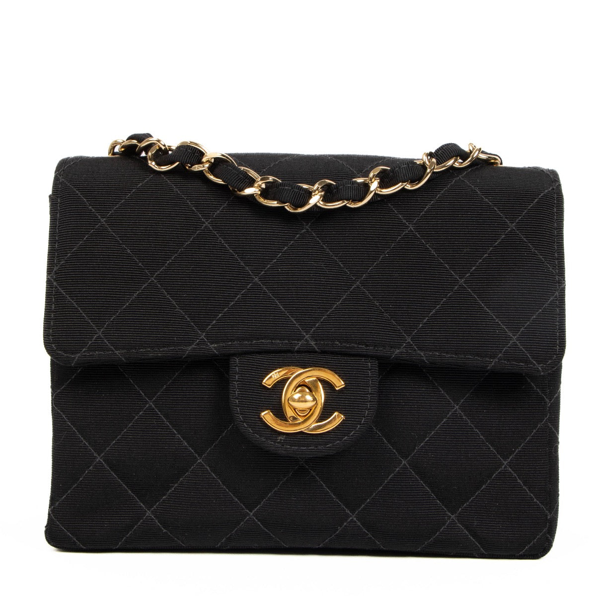 Buy real vintage Chanel black classic flap bag online at Labellov.com or in Antwerp, Knokke or Brussels