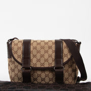 Shop safe online at Labellov in Antwerp this 100% authentic second hand Gucci Monogram Messenger Crossbody