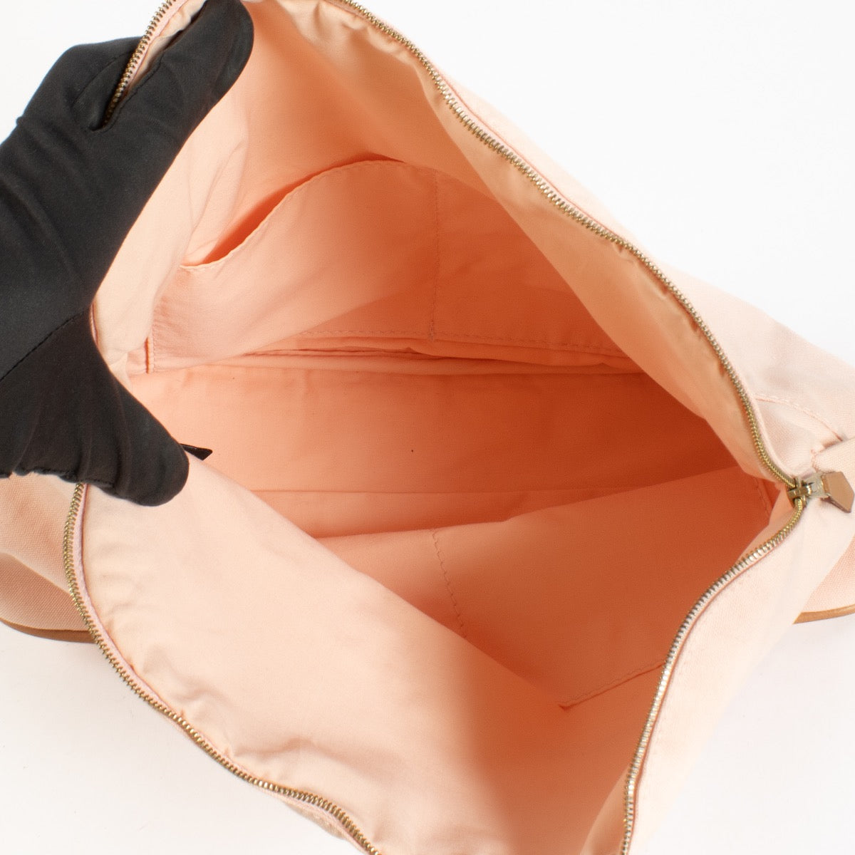 Shop 100% authentic second hand Hermès Pink Bolide 31 Pouch on Labellov.com