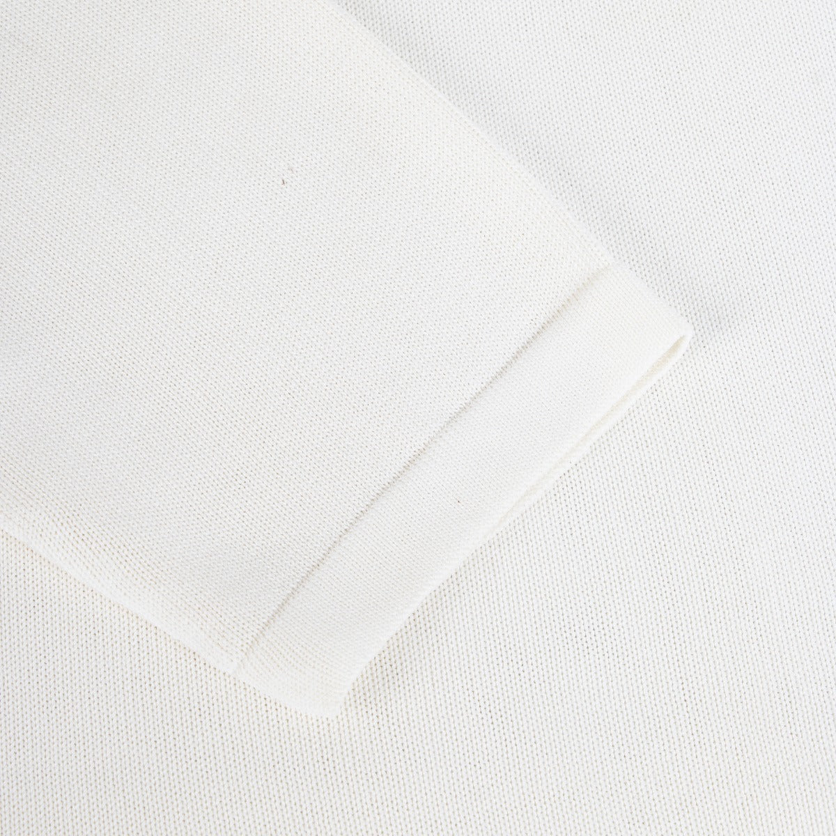 Authentic pre-loved Hermès White Top/Cardigan Set - Size M on Labellov.com