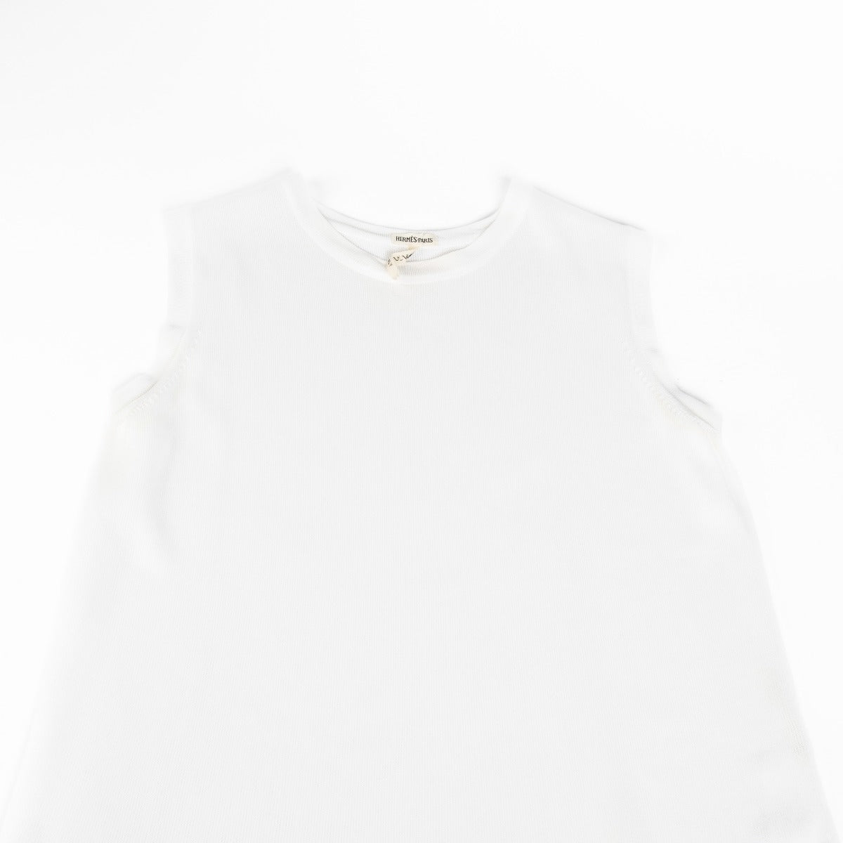 Authentic pre-loved Hermès White Top/Cardigan Set - Size M on Labellov.com