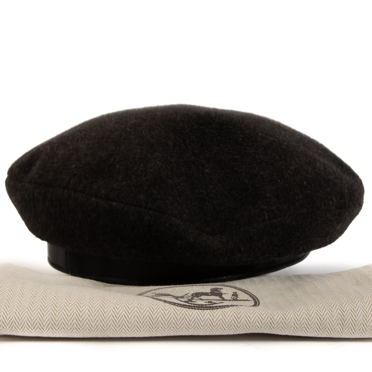 shop 100% authentic second hand Hermès Grey Cashmere Beret Hat on Labellov.com
