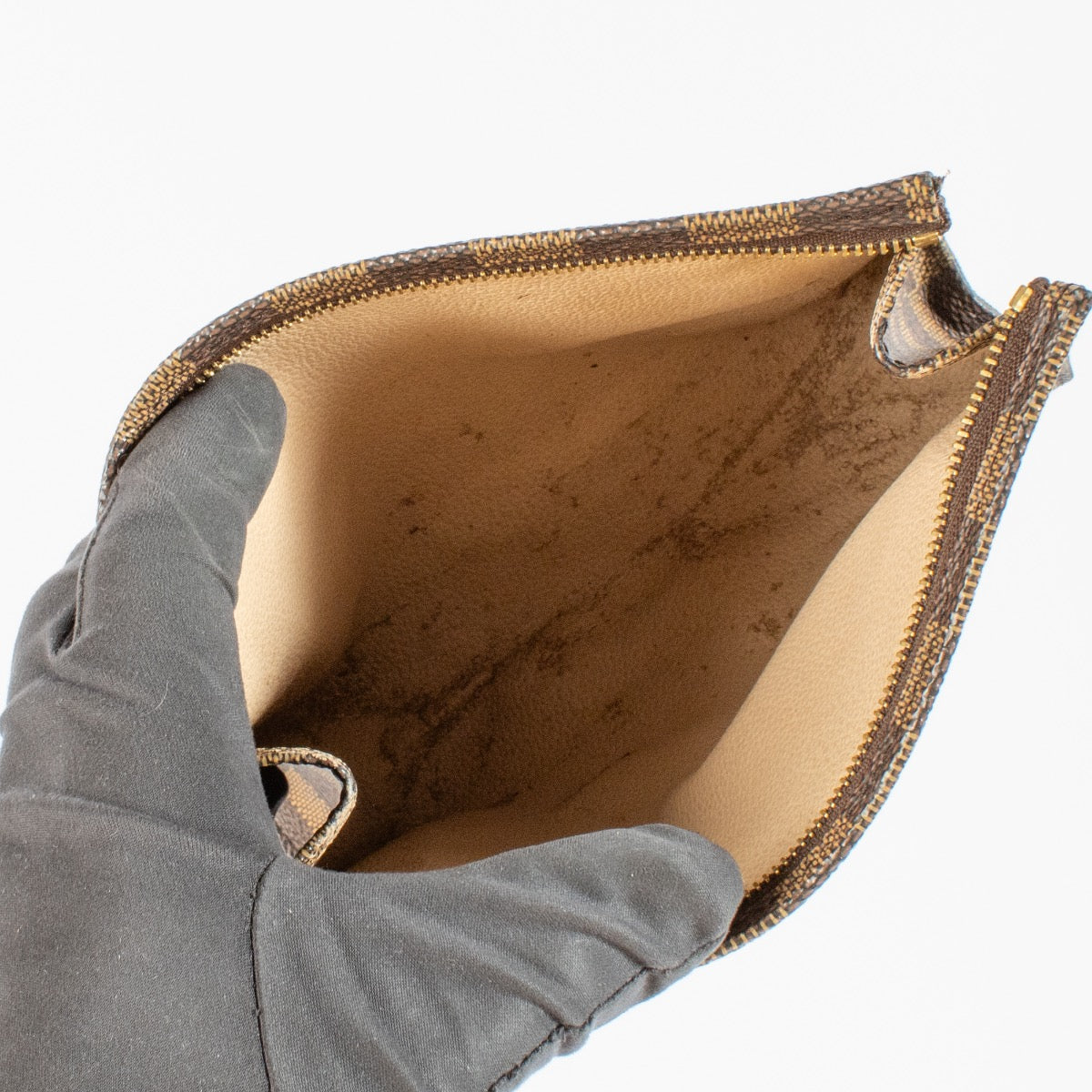 Shop 100% authentic second hand Louis Vuitton Damier Ebene Toilet Pouch on Labellov.com