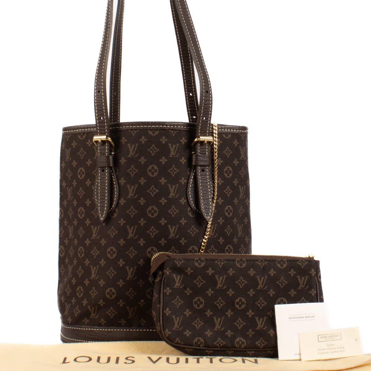 Shop safe online at Labellov in Antwerp, Brussels and Knokke this 100% authentic second hand Louis Vuitton Ebene Monogram Lin Bucket Bag