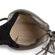 Shop safe online at Labellov in Antwerp this 100% authentic second hand Gucci Metallic Soho Disco Crossbody