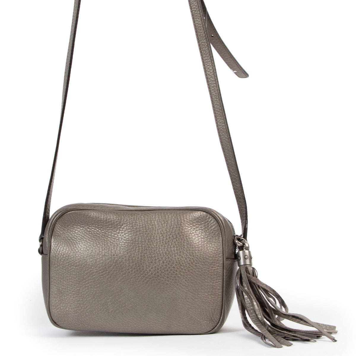 Shop safe online at Labellov in Antwerp this 100% authentic second hand Gucci Metallic Soho Disco Crossbody