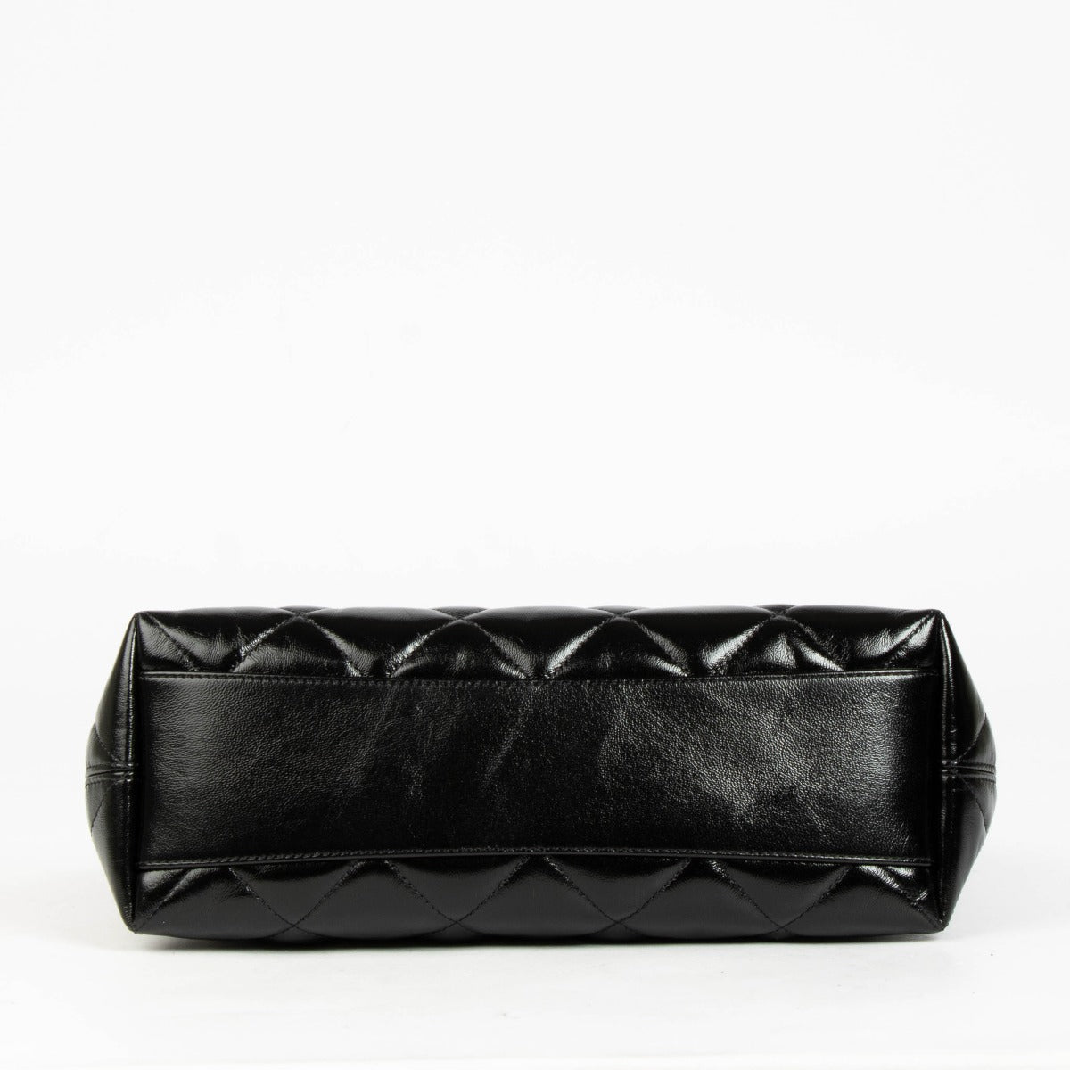 Shop 100% authentic second hand Chanel Black Lambskin Patent Hobo Bag on Labellov.com.