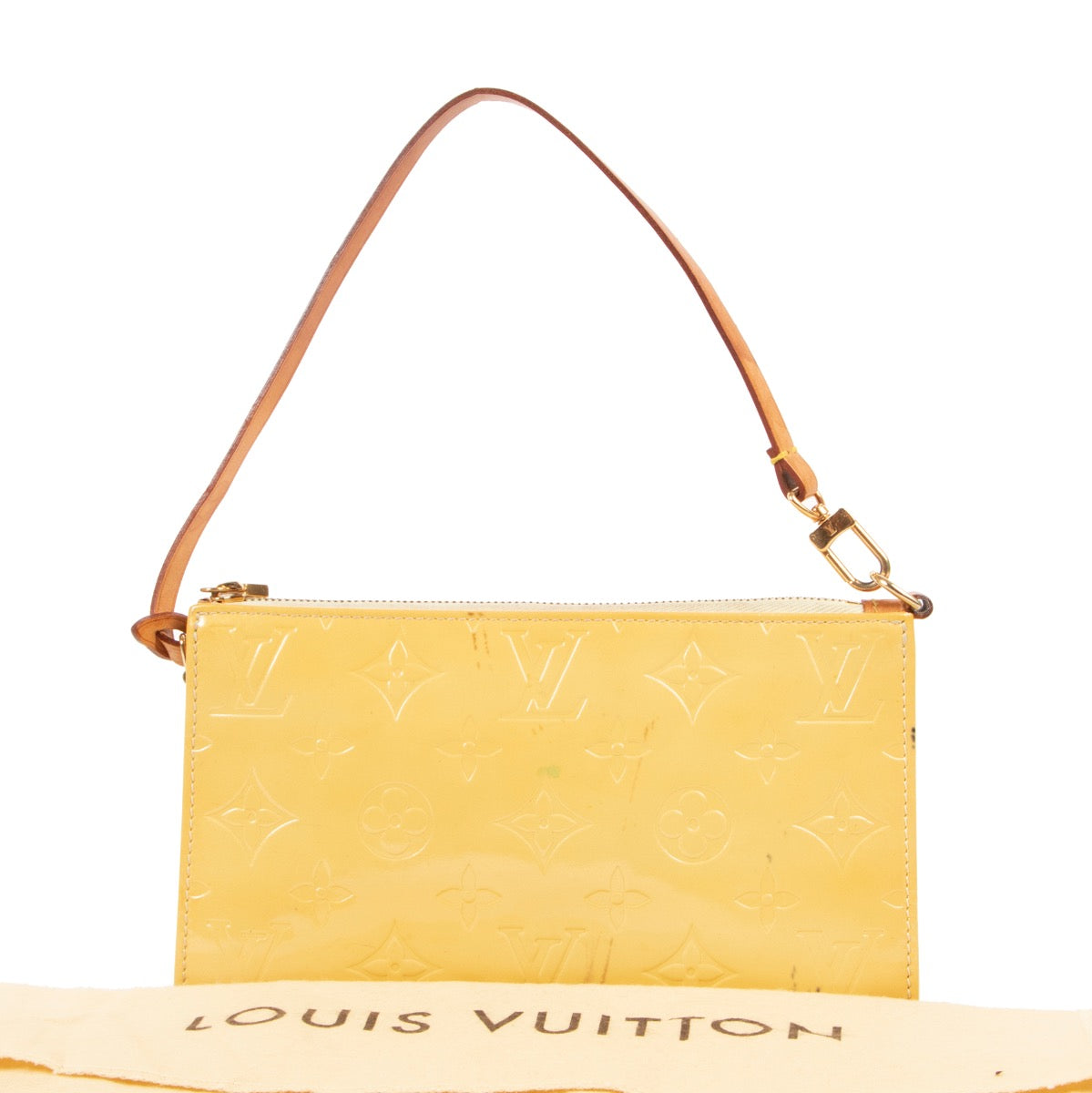 Shop safe online at Labellov in Antwerp this 100% authentic second hand Louis Vuitton Yellow Monogram Vernis Lexington Pochette