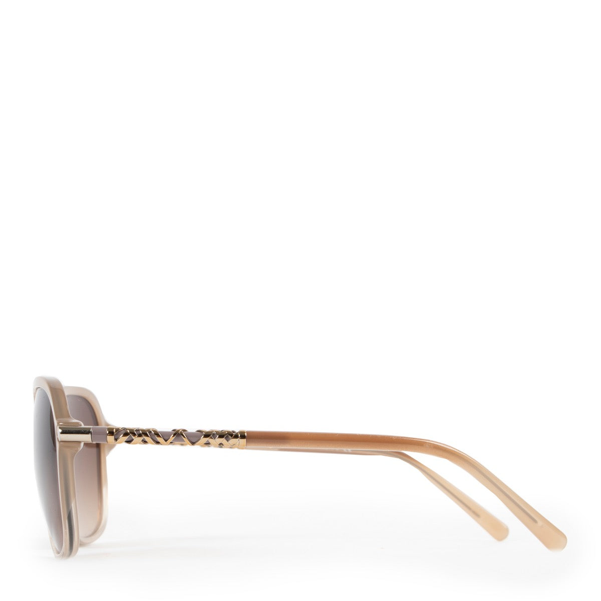 Shop safe online at Labellov in Antwerp this 100% authentic second hand Burberry Beige Acetate Sunglasses