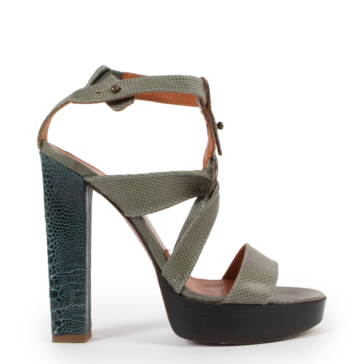 Shop safe online at Labellov in Antwerp these 100% authentic second hand Lanvin Green Lizard Leather Platform Sandals - size 38