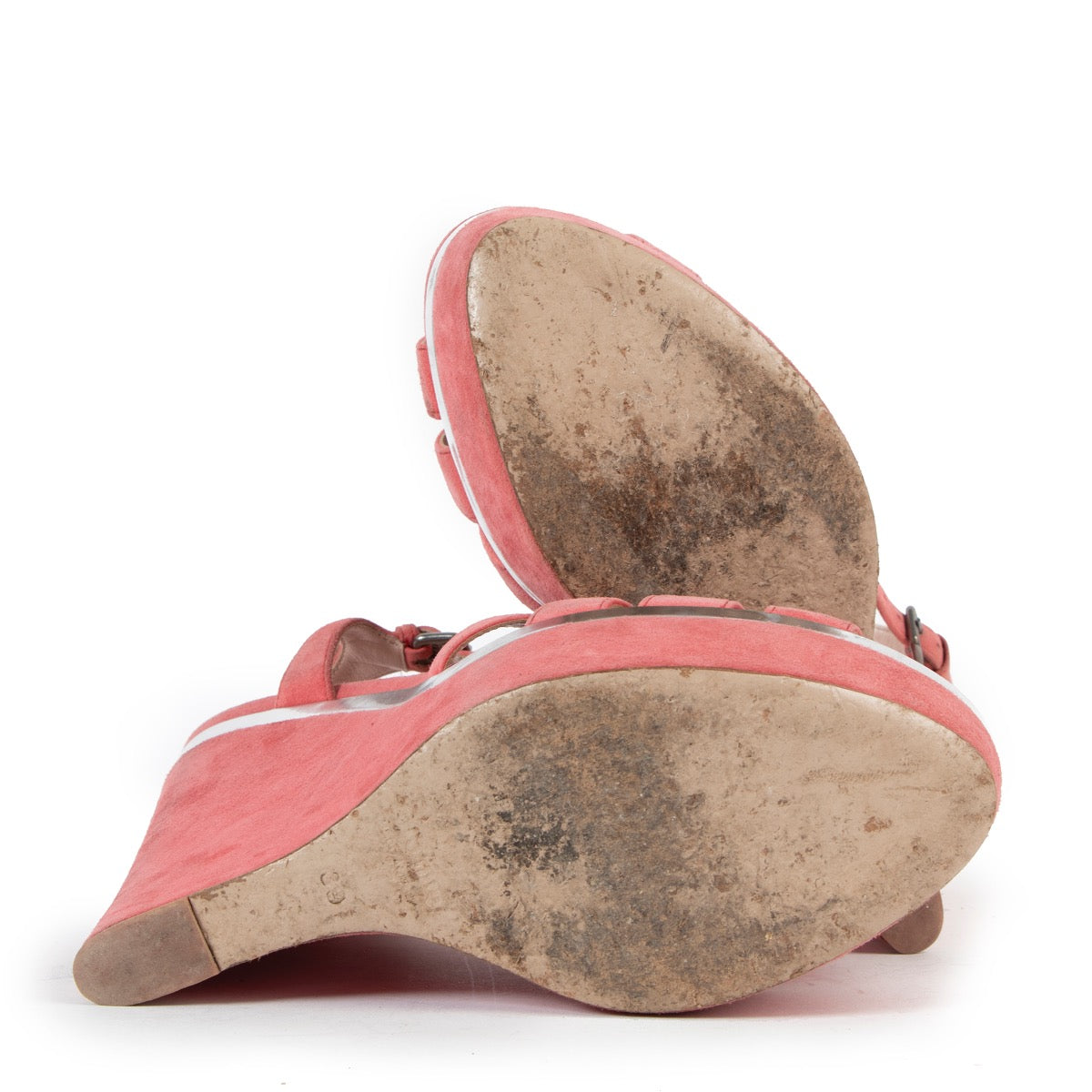 Shop safe online at Labellov in Antwerp these 100% authentic second hand Miu Miu Pink Suede Wedge Sandals - Size 39