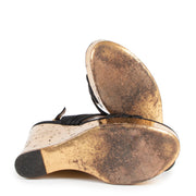 Shop safe online at labellov in Antwerp this 100% authentic second hand Saint Laurent Black and Gold Wedge Heels High