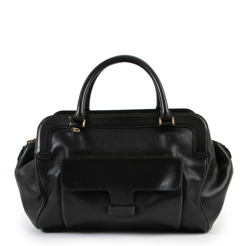 Shop safe online at Labellov in Antwerp this 100% authentic second hand Delvaux Dark Green Leather Top Handle