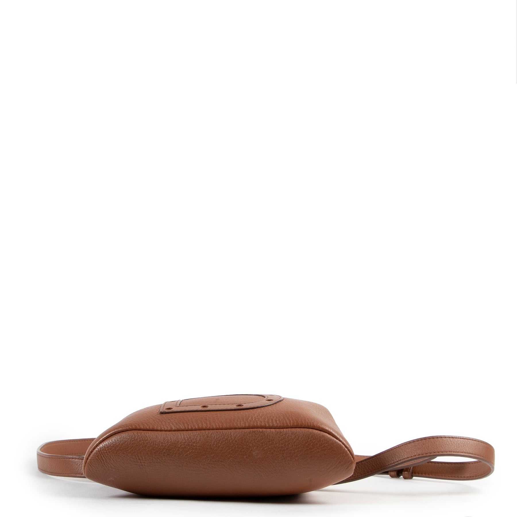 Buy an authentic second hand Delvaux belt bag at Labellov