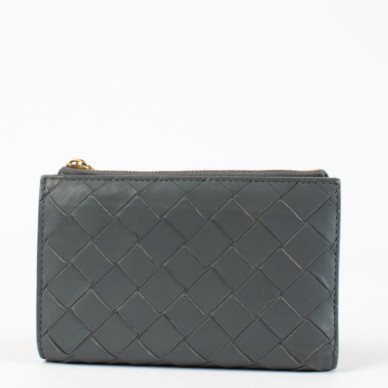 shop 100% authentic second hand Bottega Veneta Blue Intrecciato Leather Wallet on Labellov.com