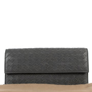 Buy online an authentic second hand Bottega Veneta Grey Intrecciato Long Wallet in very good condition at Labellov in Antwerp.