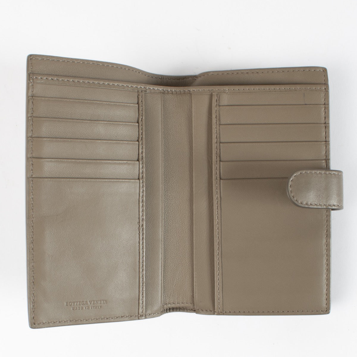 shop 100% authentic second hand Bottega Veneta Grey Intrecciato Wallet on Labellov.com