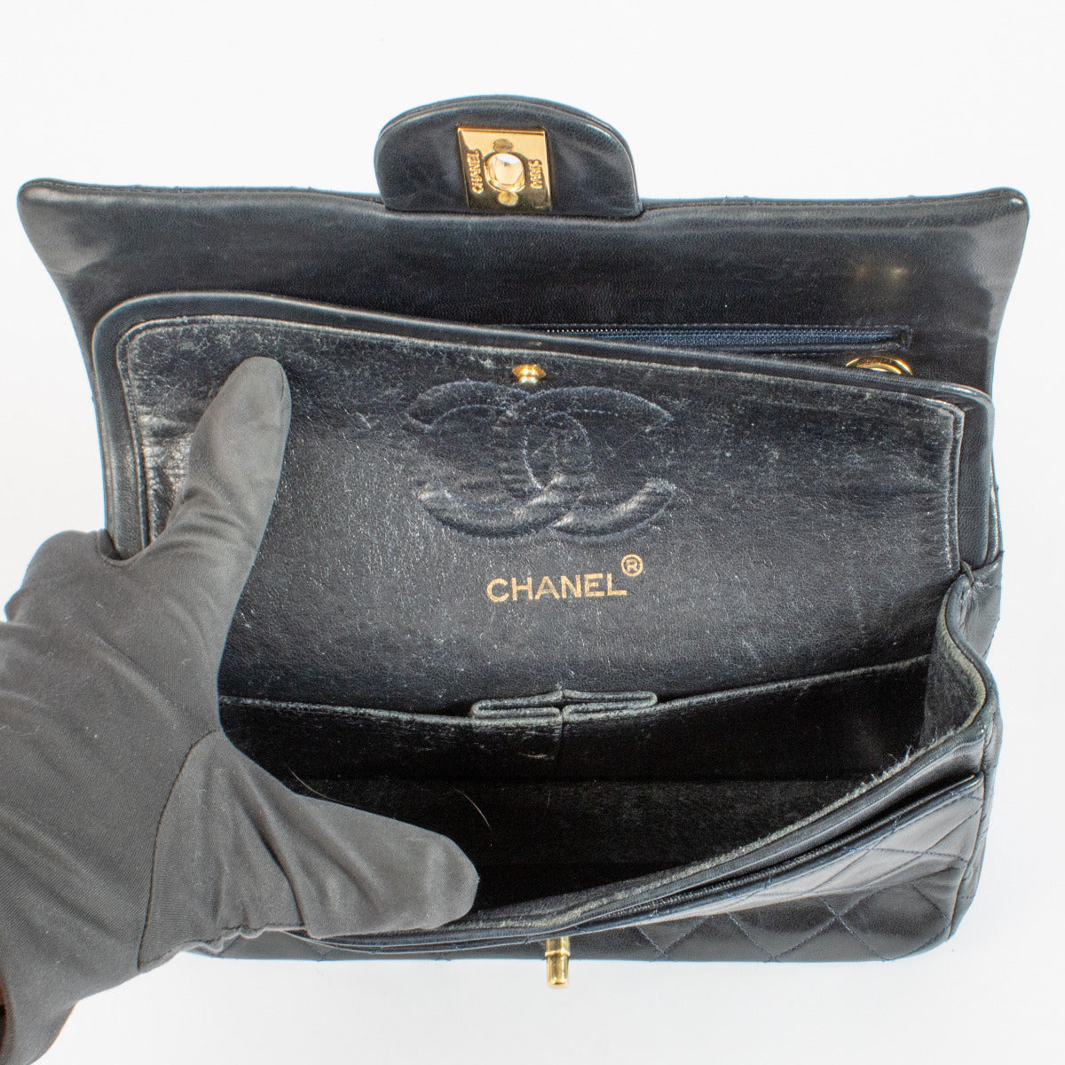 Sac Chanel Vintage Classique Petit Modèle bleu marine