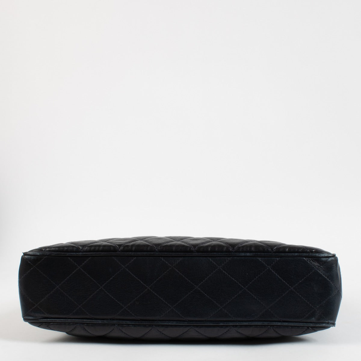 shop 100% authentic second hand Chanel Blue Vintage Leather Tote Bag on Labellov.com