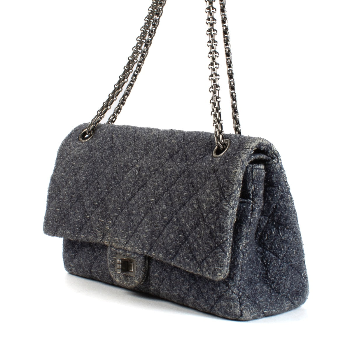 Shop safe online at Labellov in Antwerp and Knokke this 100% authentic second hand Chanel Blue Tweed Reissue 2.55 Double Flap Bag