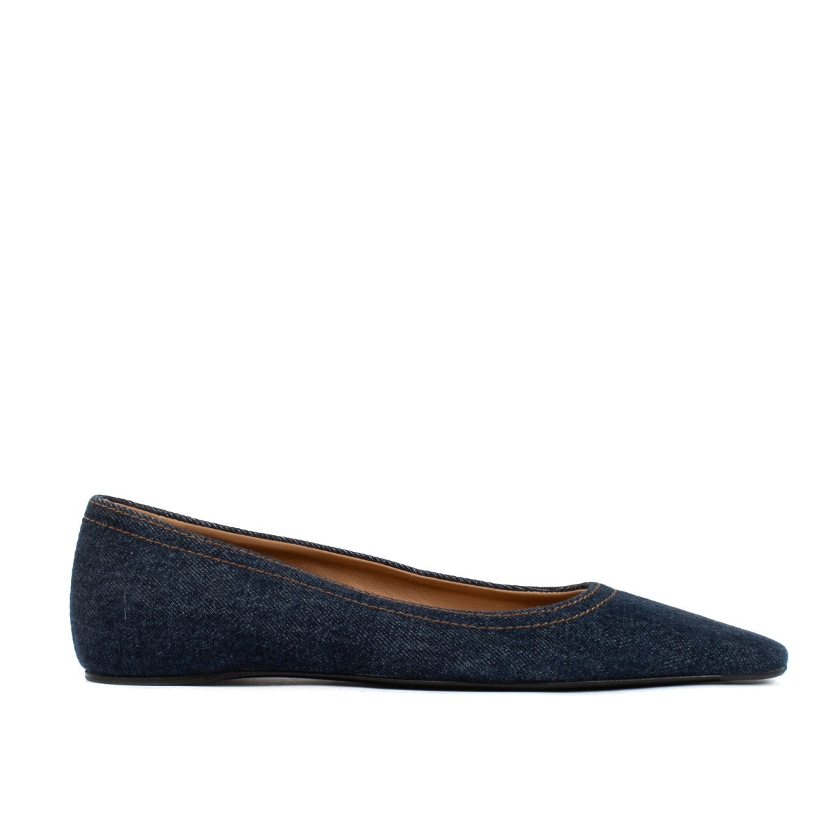 Shop safe online at Labellov in Antwerp and Knokke this 100% authentic second hand Toteme Blue Denim Square Toe Flats - Size 37
