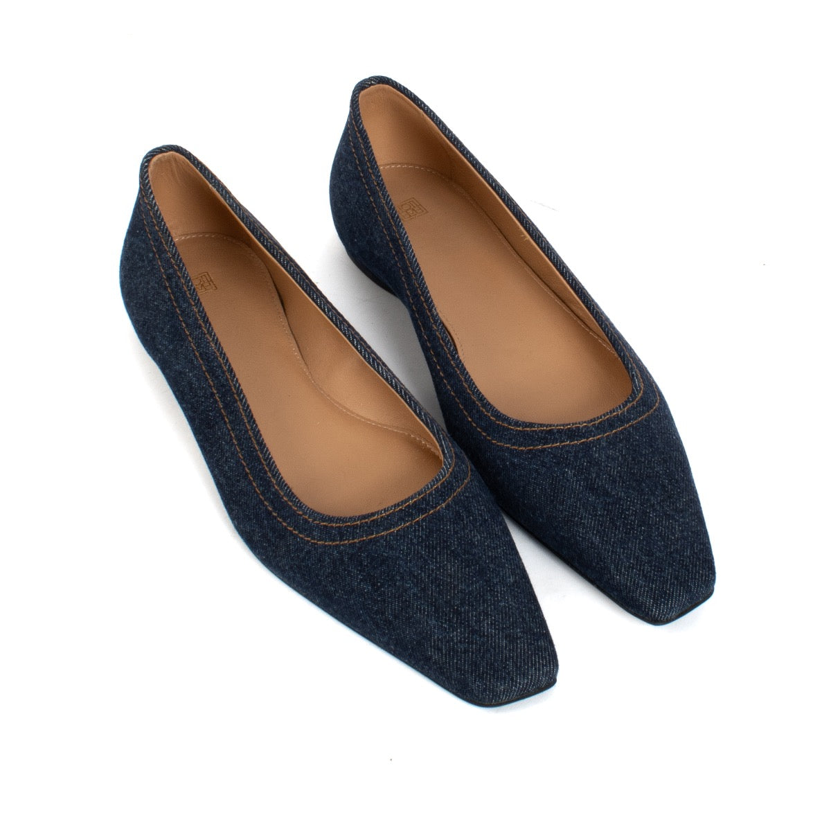Shop safe online at Labellov in Antwerp and Knokke this 100% authentic second hand Toteme Blue Denim Square Toe Flats - Size 37
