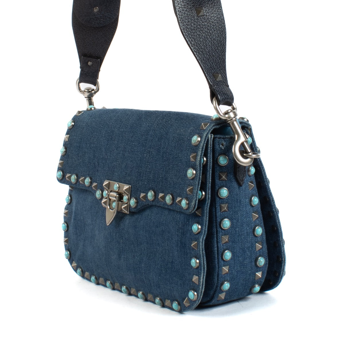 Shop safe online at Labellov in Antwerp and Knokke this 100% authentic second hand Valentino Garavani Denim Rockstud Rolling Rock Crossbody Bag
