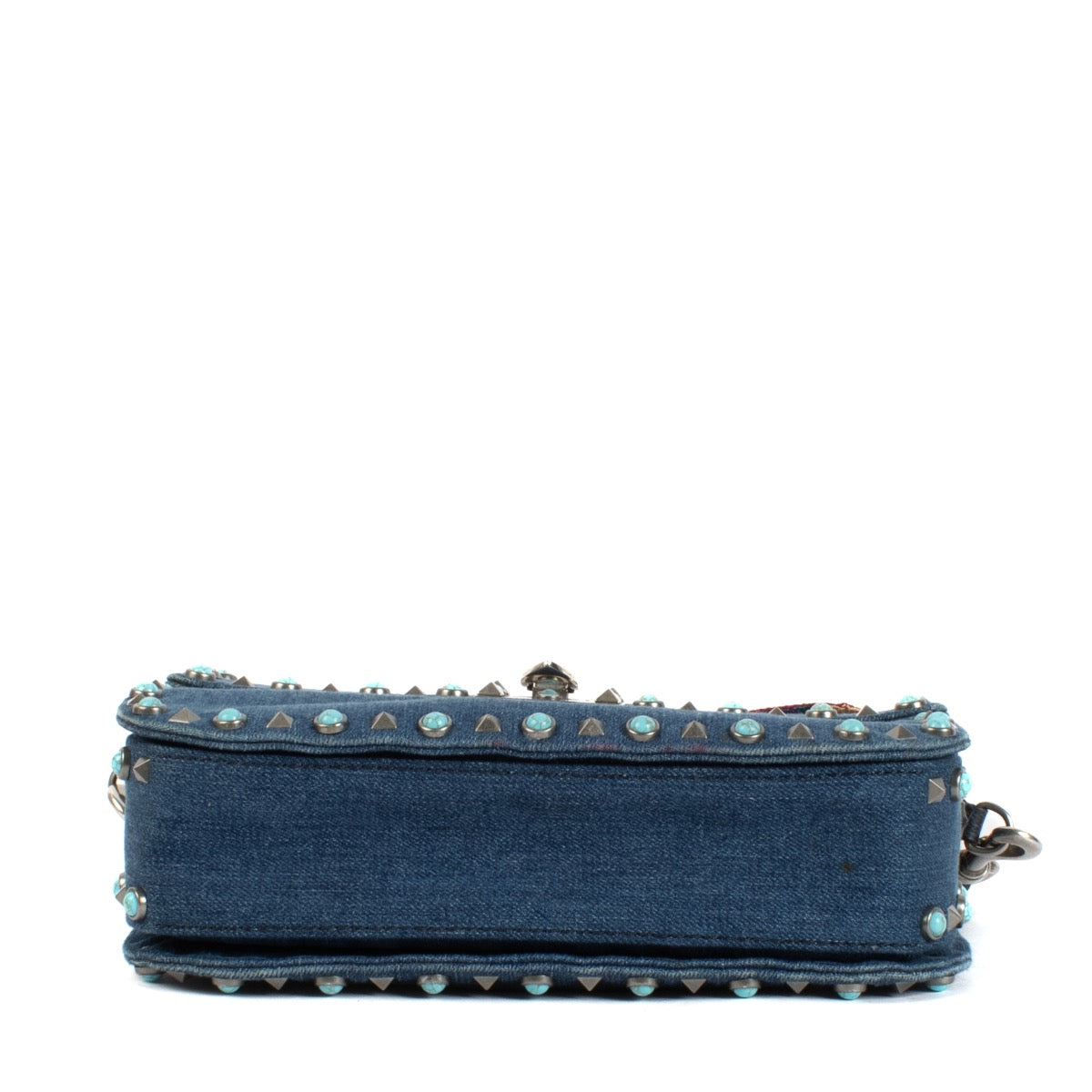 Shop safe online at Labellov in Antwerp and Knokke this 100% authentic second hand Valentino Garavani Denim Rockstud Rolling Rock Crossbody Bag