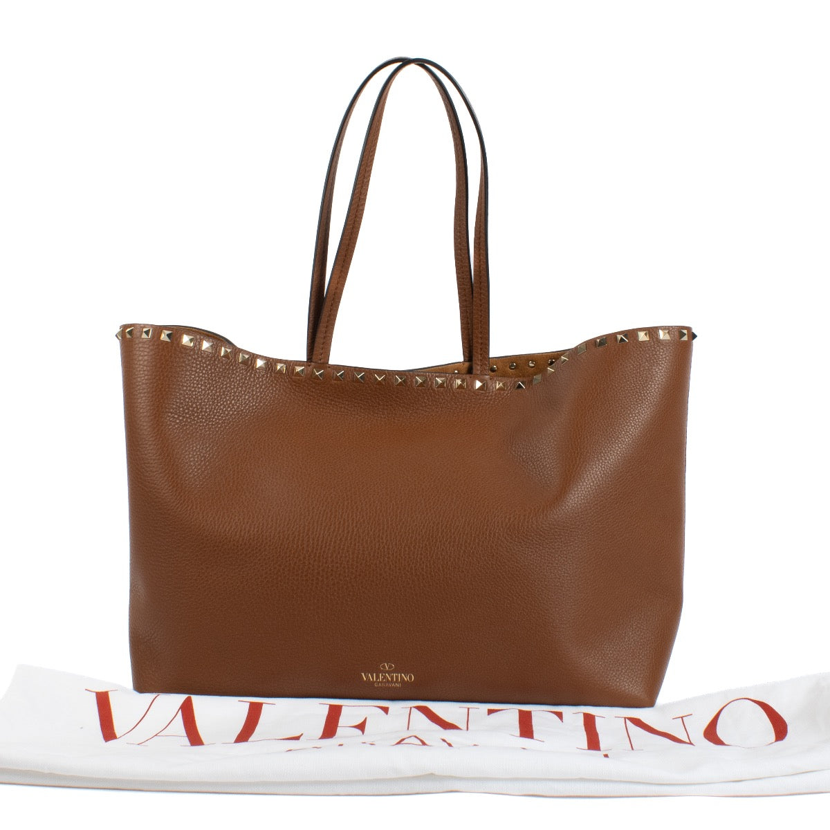 Shop safe online at Labellov in Antwerp and Knokke this 100% authentic second hand Valentino Garavani Vitello Tan Rockstud Tote Bag