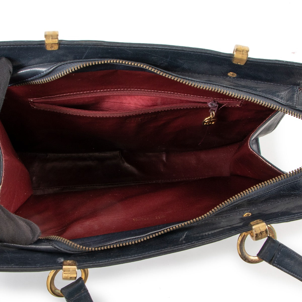 shop authentic Chanel Blue Shoulder bag at Labellov for the best price