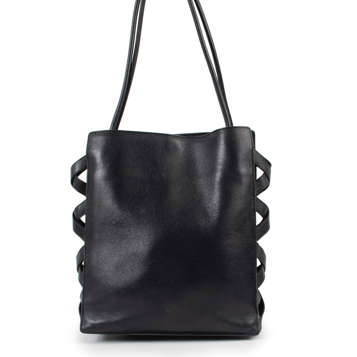 Labellov offers you the most authentic pieces. Buy safely Delvaux 'Szekely 1992' Blue Tote Bag