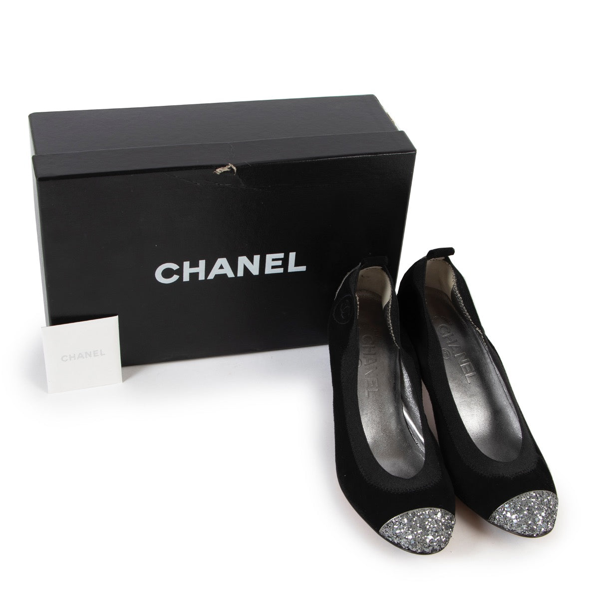 Shop authentic vintage second hand luxury Chanel Black Pumps at Labellov