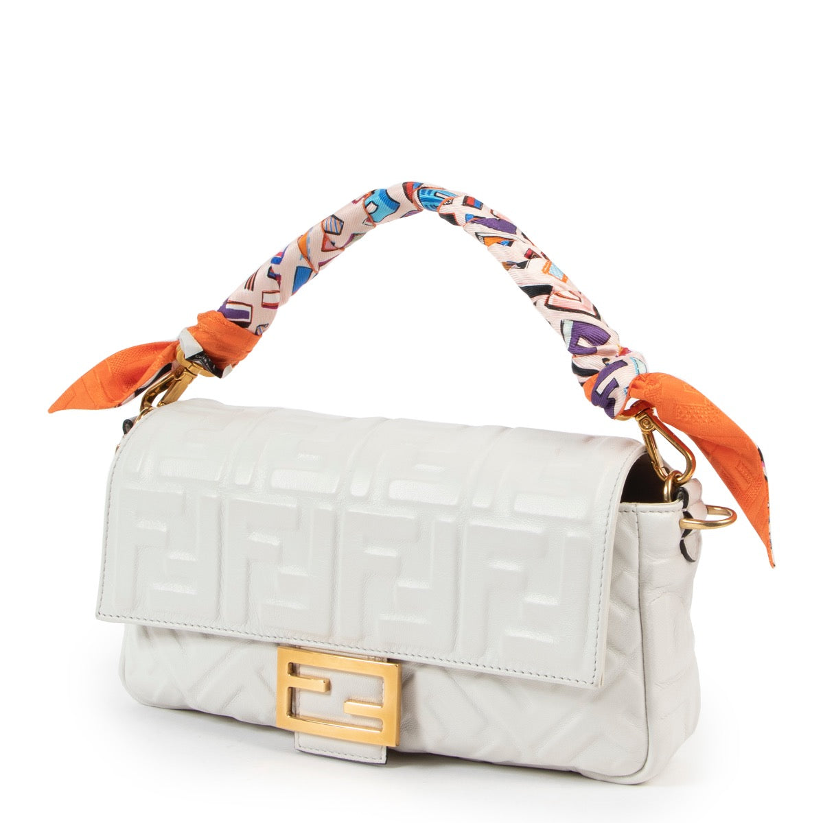 buy and sell your authentic designer Fendi White Baguette Shoulder Bag + Multicolor Wrappy for the best price at Labellov secondhand luxury in Antwerp.