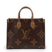 Shop safe online at Labellov in Antwerp this 100% authentic second hand Louis Vuitton Monogram Onthego MM Reverse Giant Cabas
