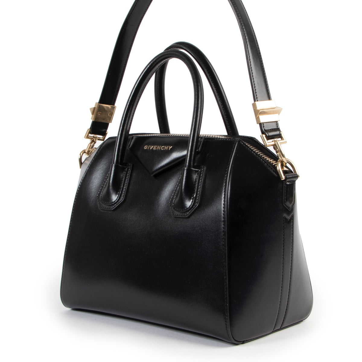 Givenchy Black Antigona Top Handle Buy this 100% authentic bag here safely