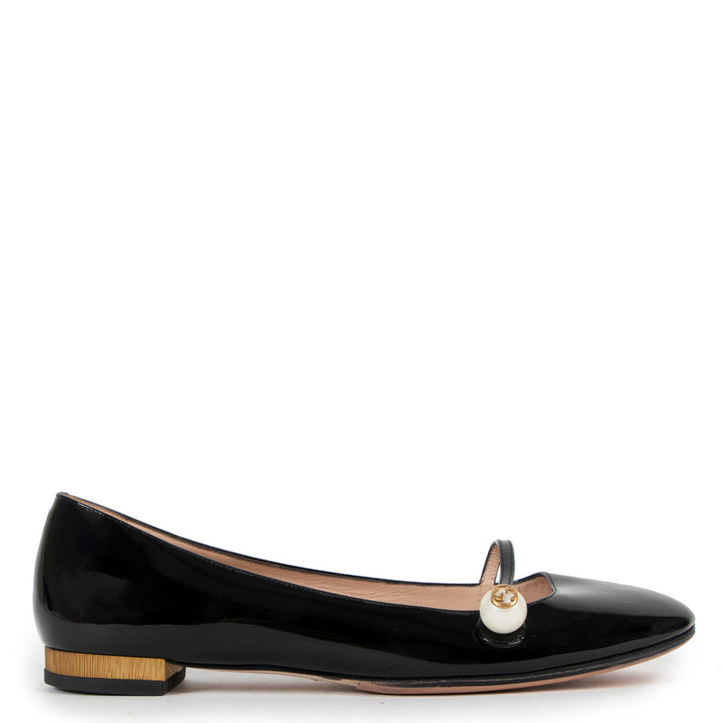 Gucci Black Patent Ballet Flats - Size EU39